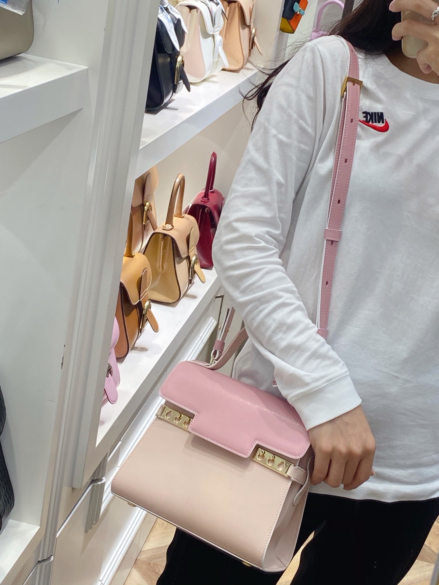 델보 톰페트 PM 백 포에버 로즈